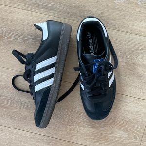 ADIDAS BLACK LEATHER SAMBA SNEAKERS SIZE 8